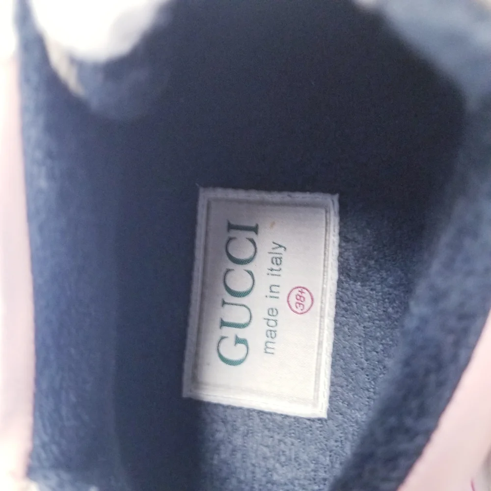 Gucci Women's Pink and Blue Sneakers - Picture 9 of 9